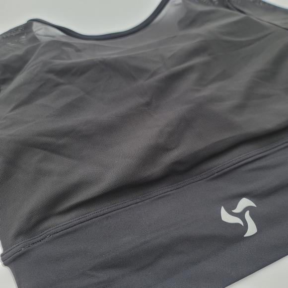 Pedigree Double Layered Mesh Crop Tee with Sports Bra Liner | Black - Picture 5 of 10